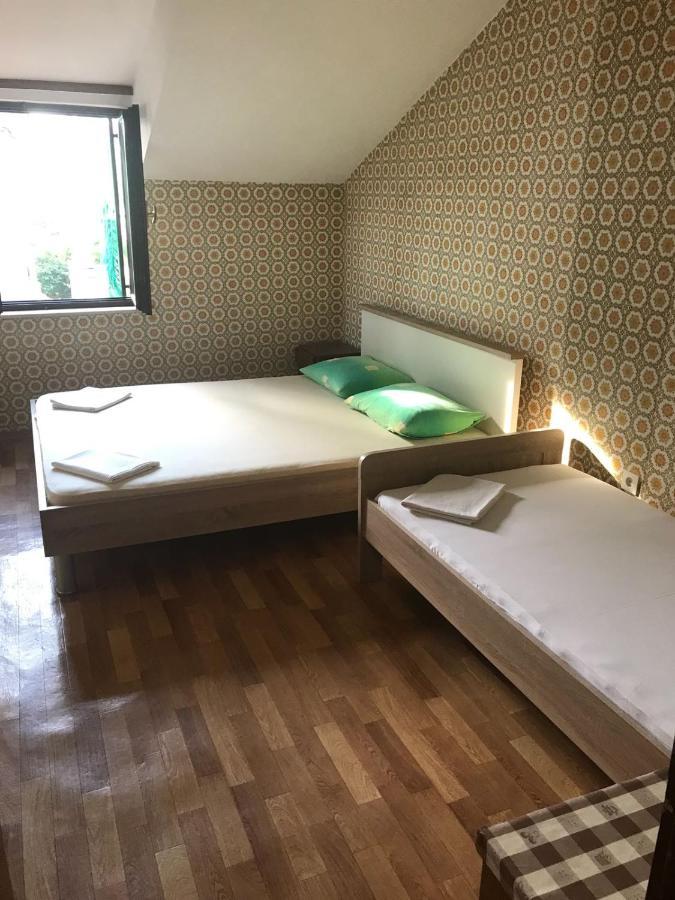 Big 4-Bedroom Apartment Perica, Podstrana Eksteriør bilde